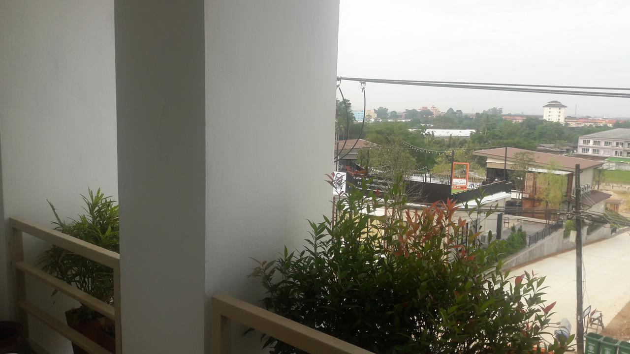 Savika Guesthouse Ranong Zewnętrze zdjęcie