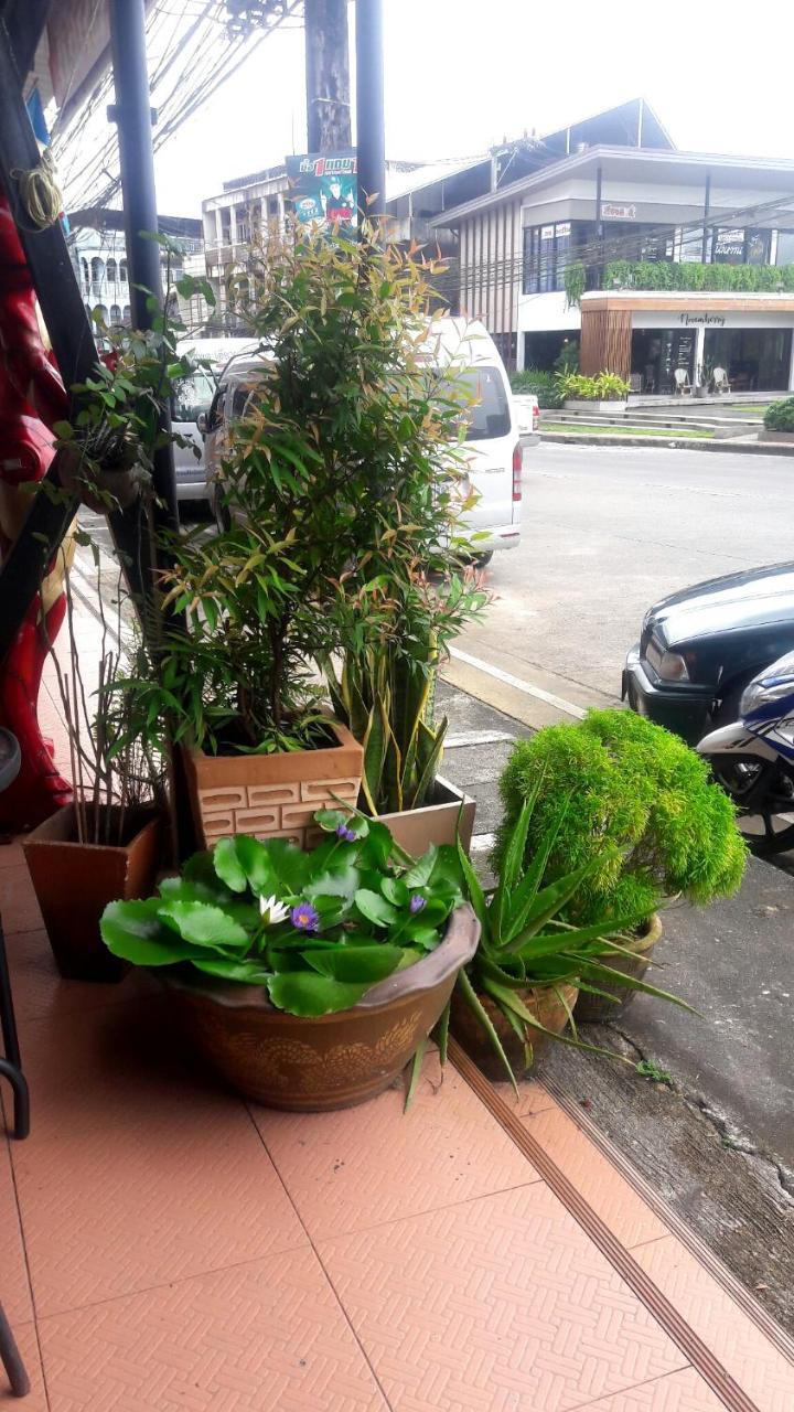 Savika Guesthouse Ranong Zewnętrze zdjęcie