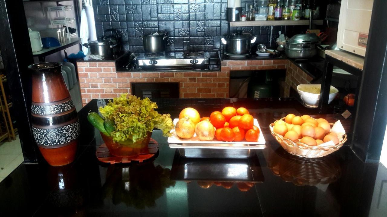 Savika Guesthouse Ranong Zewnętrze zdjęcie