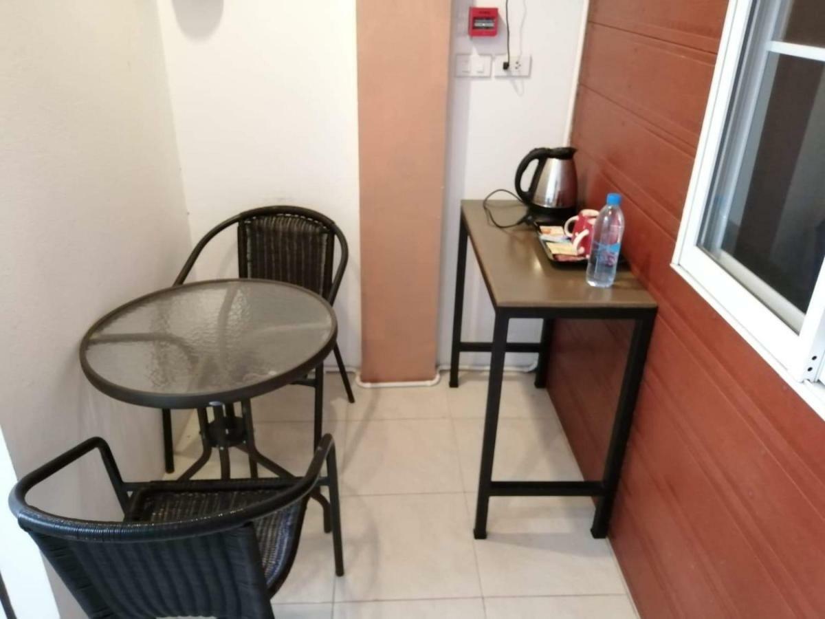 Savika Guesthouse Ranong Zewnętrze zdjęcie
