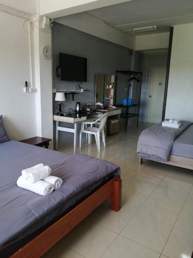 Savika Guesthouse Ranong Zewnętrze zdjęcie